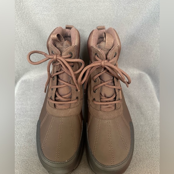 UGG MEN EMMETT DUCK BOOT NWOB - Picture 1 of 15